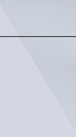 Newport door sample in Light Grey High Gloss by Parriot Wood